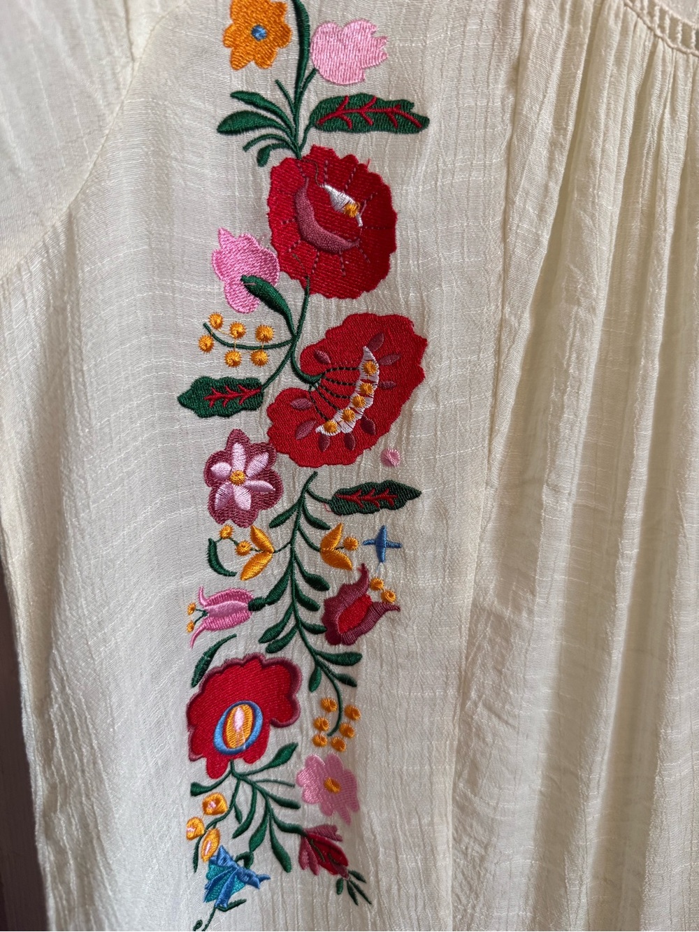 Umgee Cream Embroidered Ruffle Sleeve Tunic - Picture 2 of 8